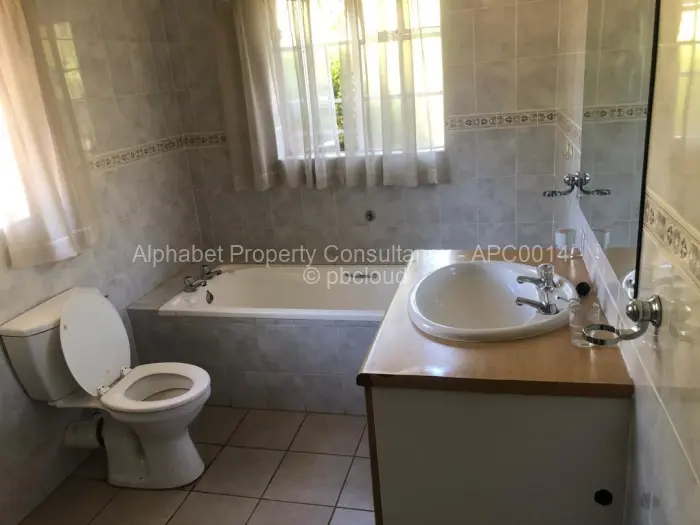 Townhouse/Cluster to Rent in Ryelands