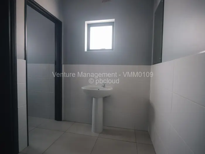 Warehouse/Industrial to Rent in Msasa