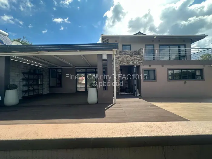 6 Bedroom House to Rent in Glen Lorne