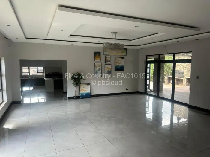 6 Bedroom House to Rent in Glen Lorne