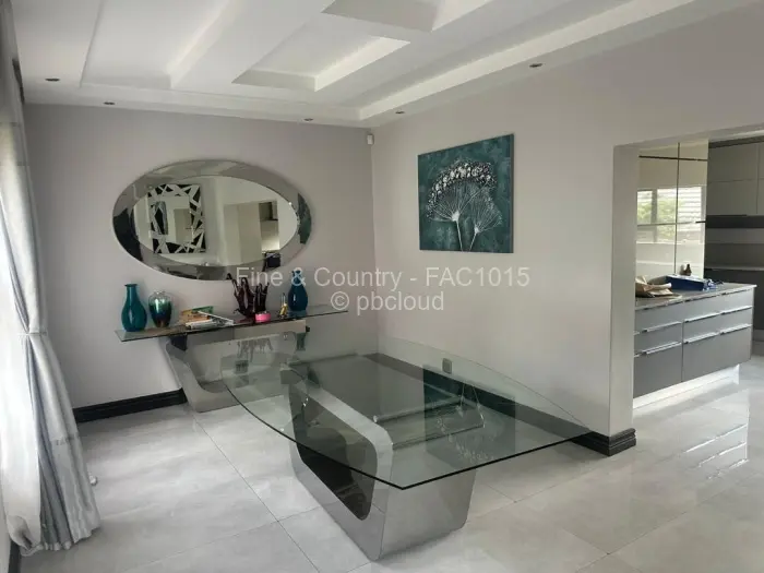 6 Bedroom House to Rent in Glen Lorne