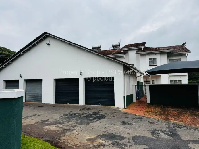 Townhouse/Cluster to Rent in Highlands