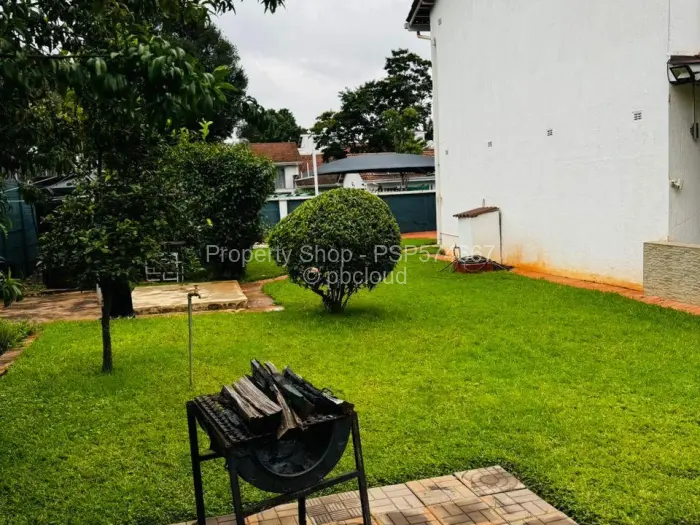 Townhouse/Cluster to Rent in Highlands