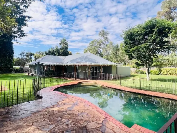 4 Bedroom House for Sale in Borrowdale, Harare