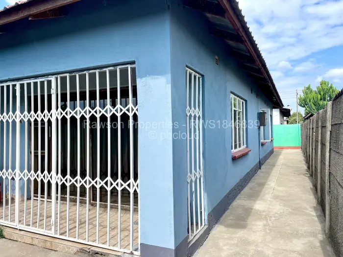 4 Bedroom House for Sale in Glen Norah, Harare