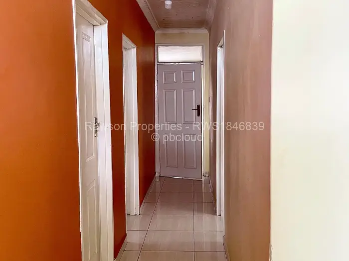 4 Bedroom House for Sale in Glen Norah, Harare