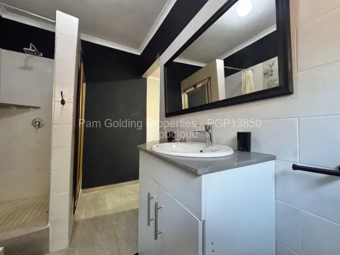 3 Bedroom Cottage/Garden Flat to Rent in Helensvale, Harare