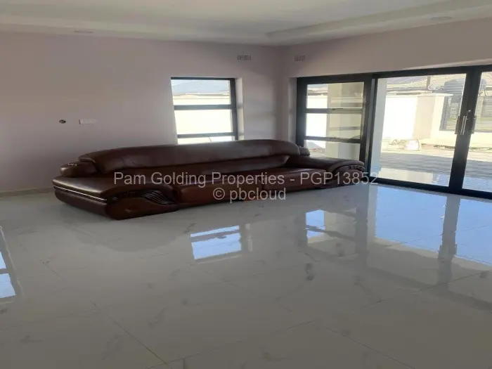 4 Bedroom House for Sale in Mabvazuva Estates, Ruwa
