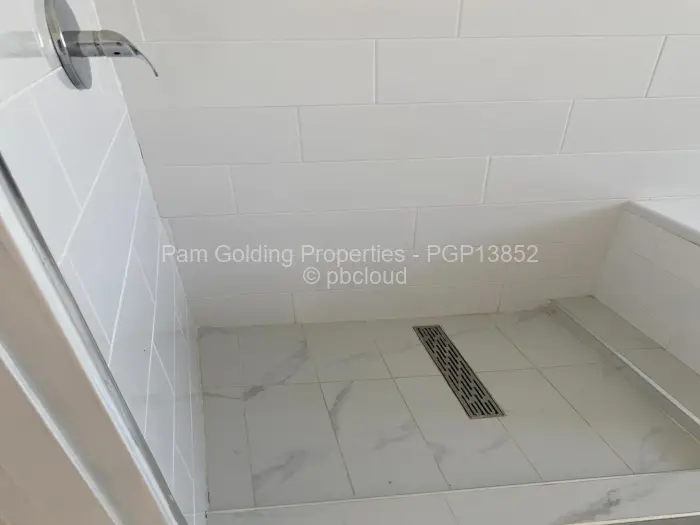 4 Bedroom House for Sale in Mabvazuva Estates, Ruwa