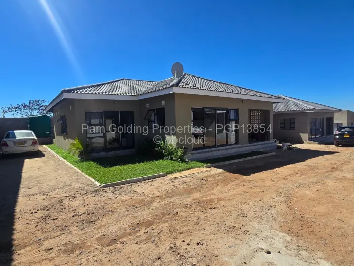 Townhouse/Cluster for Sale in Burnside, Bulawayo