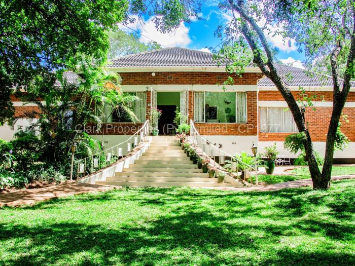 3 Bedroom House for Sale in Mornington, Kadoma