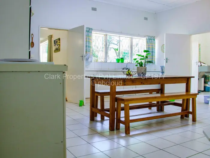 3 Bedroom House for Sale in Mornington, Kadoma