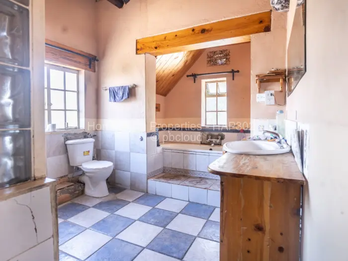 2 Bedroom House for Sale in Glen Lorne, Harare