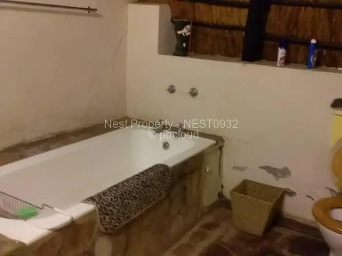 4 Bedroom House for Sale in Kariba, Kariba