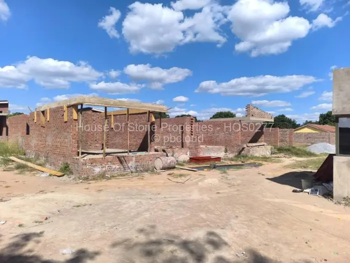 Townhouse/Cluster for Sale in Park Meadowlands, Harare