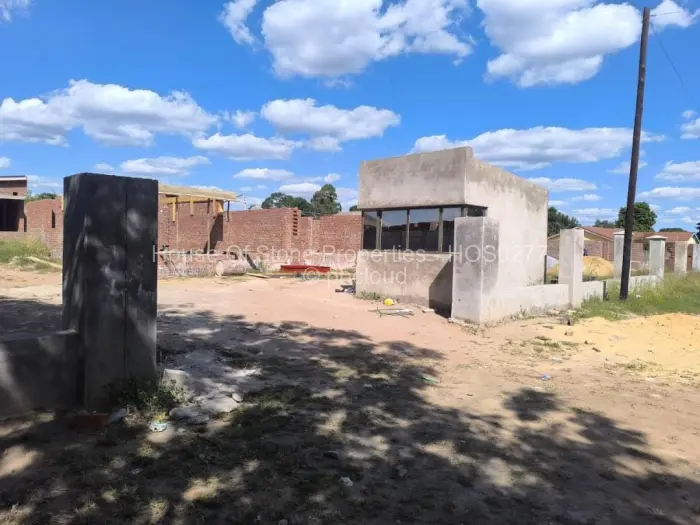 Townhouse/Cluster for Sale in Park Meadowlands, Harare