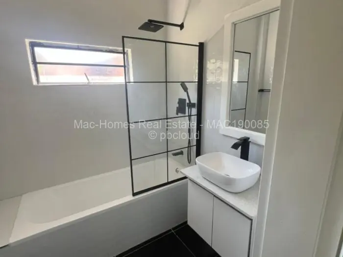 3 Bedroom Cottage/Garden Flat to Rent in Greendale, Harare