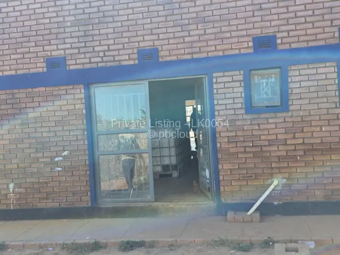 Retail/Shop for Sale in Kadoma, Kadoma