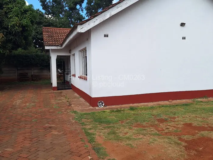 2 Bedroom Cottage/Garden Flat to Rent in Milton Park, Harare
