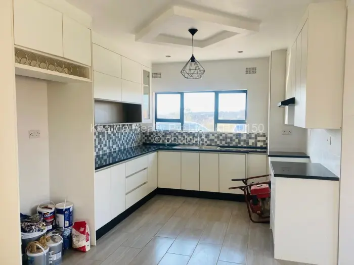 3 Bedroom House to Rent in Rainham