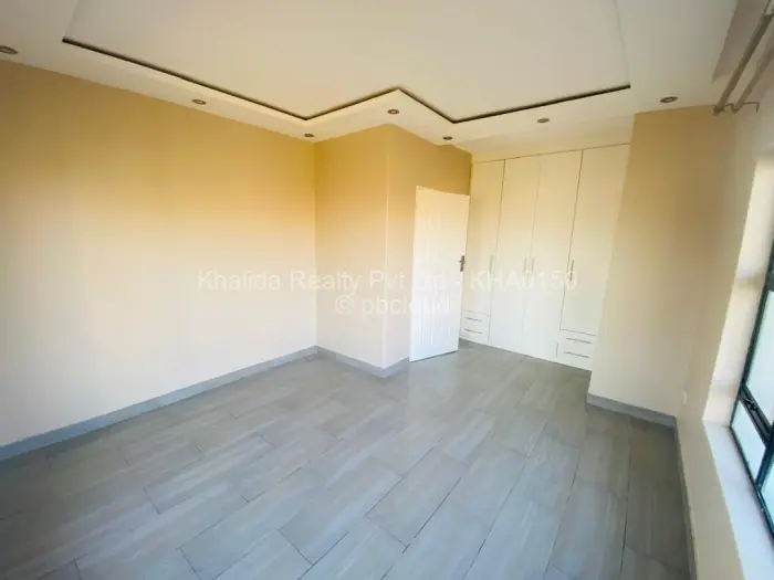 3 Bedroom House to Rent in Rainham