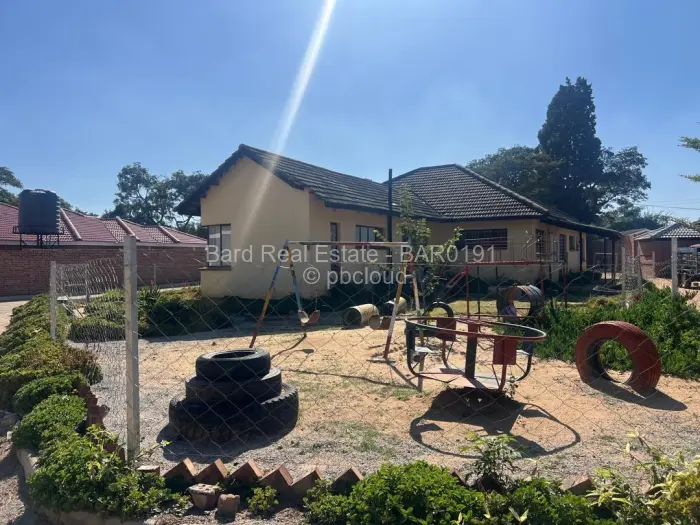 4 Bedroom House for Sale in Chadcombe, Harare