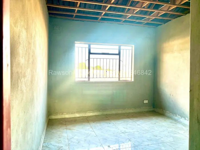 5 Bedroom House for Sale in Zimre Park, Harare