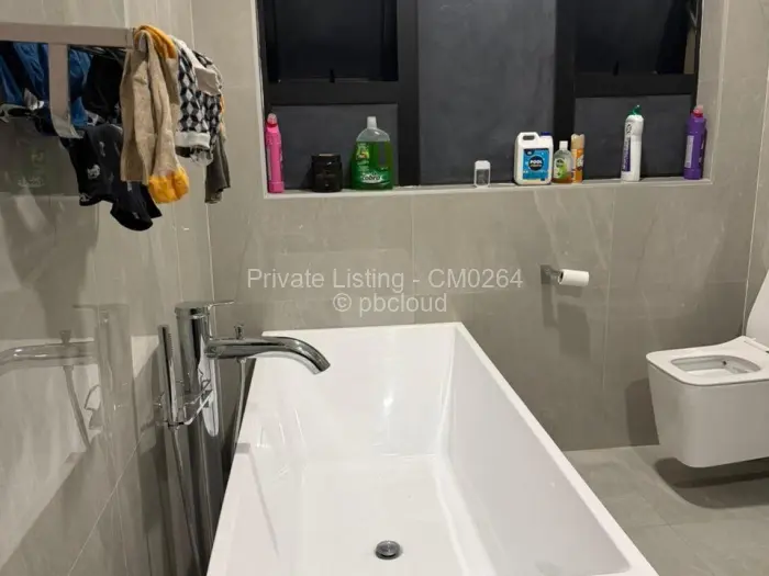 Townhouse/Cluster to Rent in Borrowdale, Harare