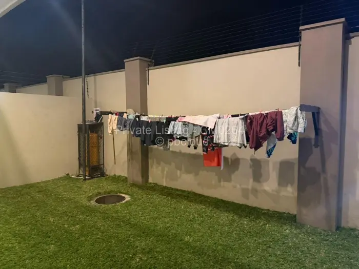 Townhouse/Cluster to Rent in Borrowdale, Harare