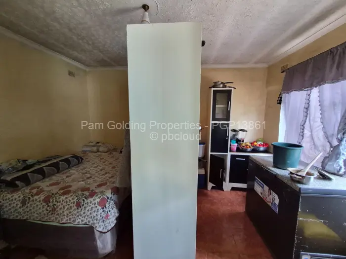 4 Bedroom House for Sale in Budiriro, Harare