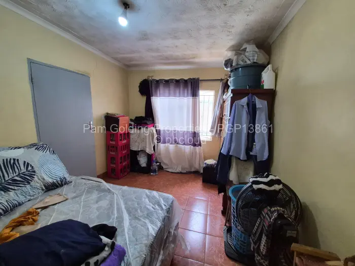 4 Bedroom House for Sale in Budiriro, Harare