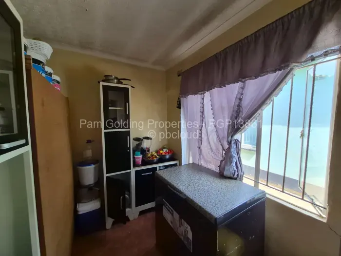 4 Bedroom House for Sale in Budiriro, Harare