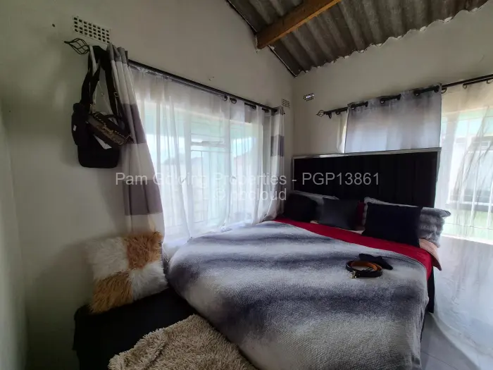 4 Bedroom House for Sale in Budiriro, Harare