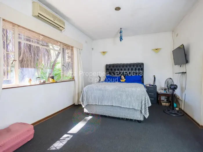 5 Bedroom House for Sale in Kambanji, Harare