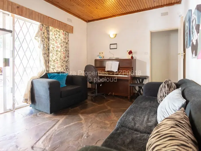 5 Bedroom House for Sale in Kambanji, Harare