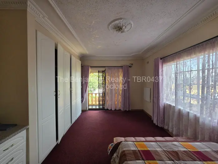 5 Bedroom House to Rent in Mount Pleasant Heights, Harare