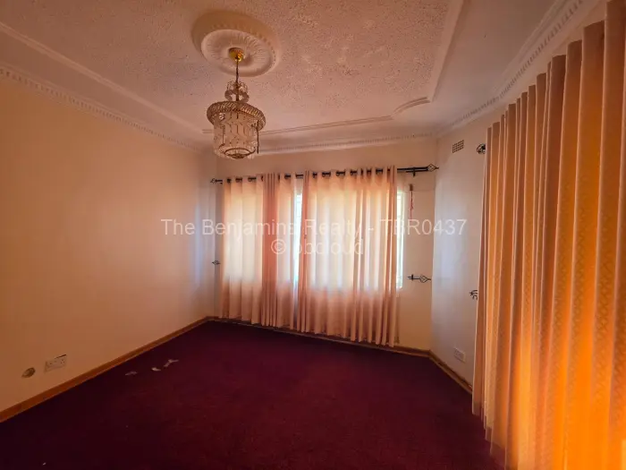 5 Bedroom House to Rent in Mount Pleasant Heights, Harare