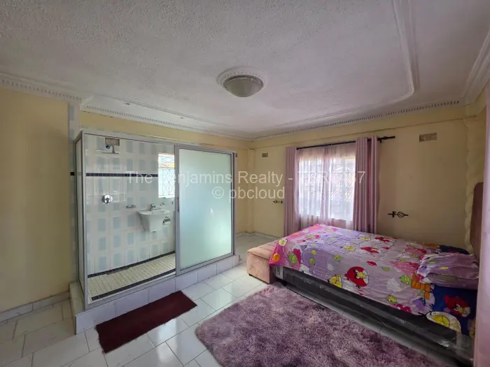 5 Bedroom House to Rent in Mount Pleasant Heights, Harare