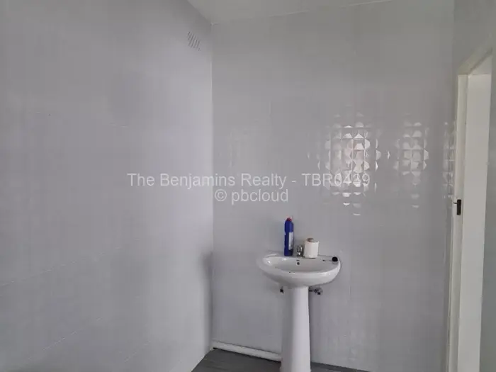 1 Bedroom Cottage/Garden Flat to Rent in Highlands