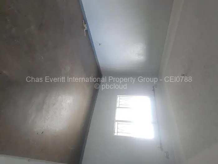 Flat/Apartment for Sale in Willowvale, Harare
