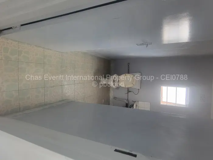 Flat/Apartment for Sale in Willowvale, Harare