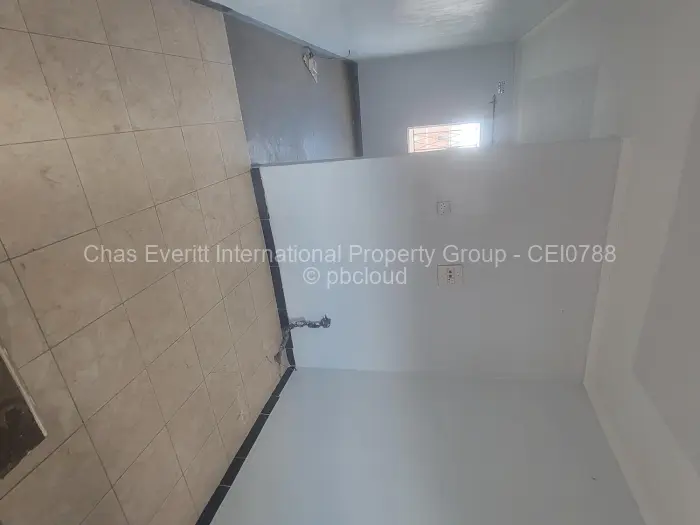 Flat/Apartment for Sale in Willowvale, Harare