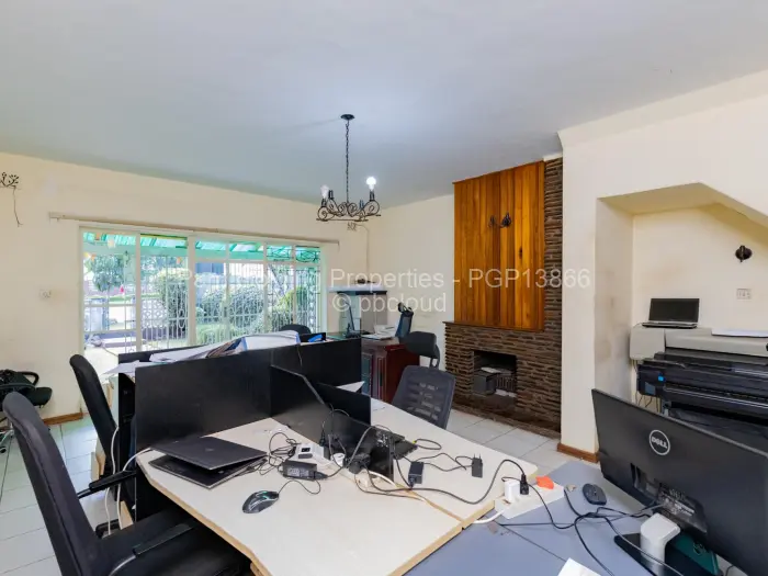2 Bedroom Cottage/Garden Flat for Sale in Avenues, Harare