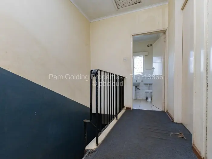 2 Bedroom Cottage/Garden Flat for Sale in Avenues, Harare