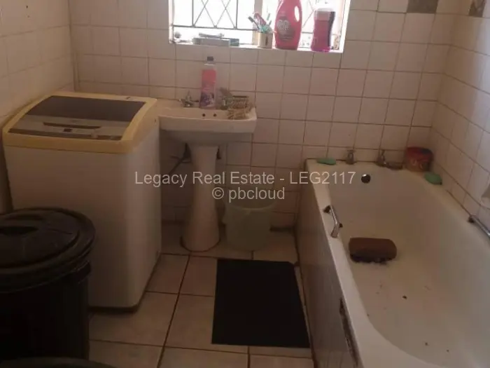 3 Bedroom House for Sale in Waterfalls, Harare