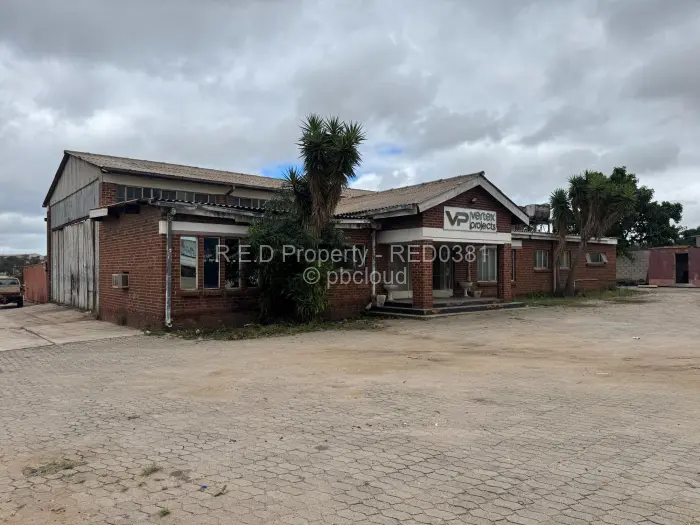 Industrial Stand to Rent in Kelvin, Bulawayo