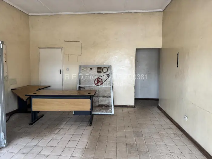 Industrial Stand to Rent in Kelvin, Bulawayo