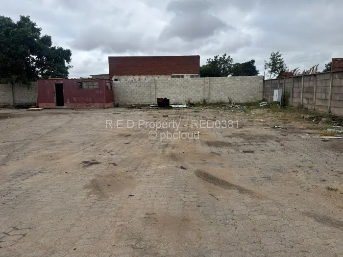 Industrial Stand to Rent in Kelvin, Bulawayo
