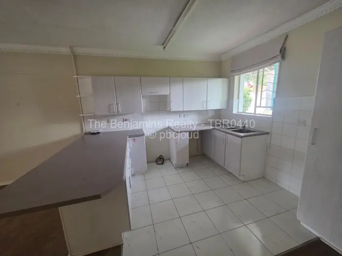 Flat/Apartment to Rent in Borrowdale, Harare