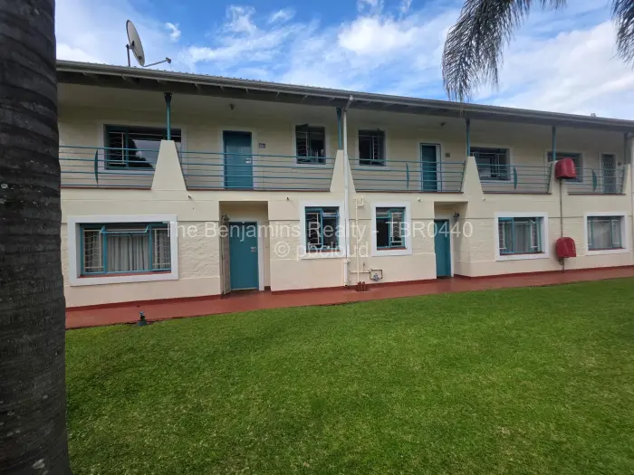 Flat/Apartment to Rent in Borrowdale, Harare